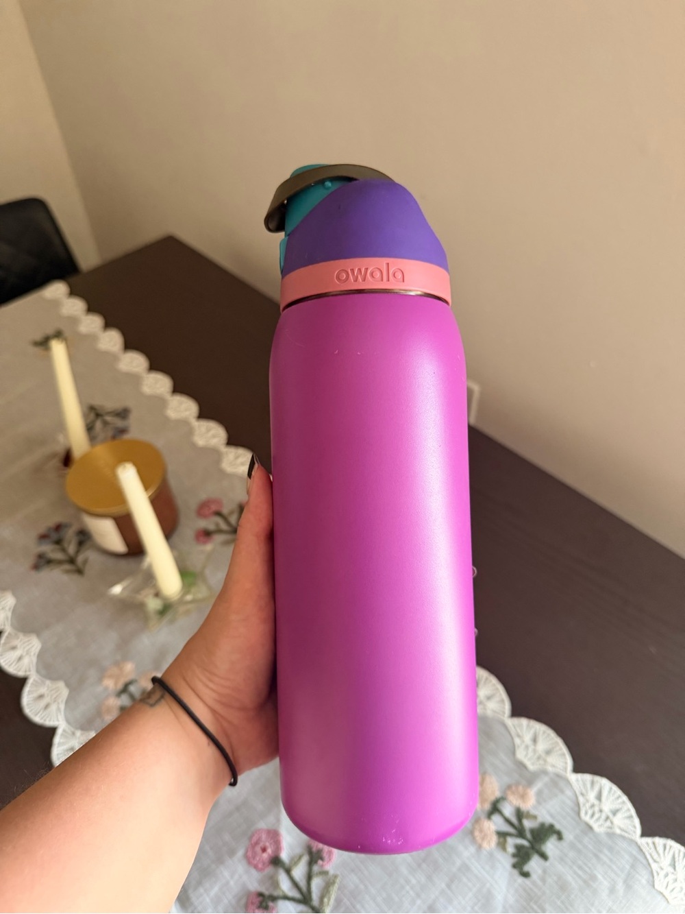 Owala 40 oz Free Sip Bottle